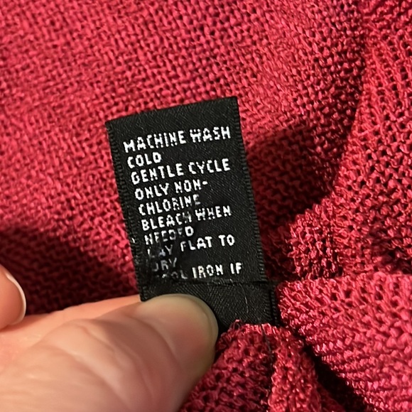 Josephine Chaus petite size Small Magenta cardigan - Picture 4 of 4